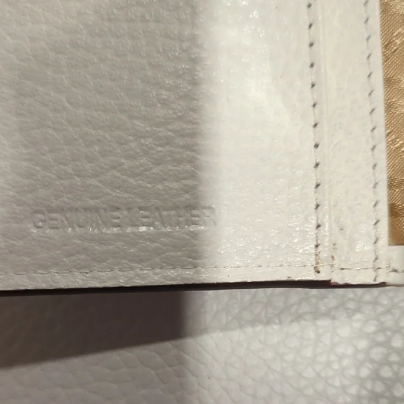 Lodis White Leather Wallet - Picture 7 of 10